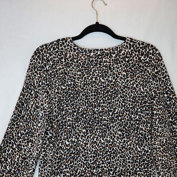 By Design Womens Leopard Print Button Front Cardigan Sz M Super Soft Casual - Picture 7 of 9